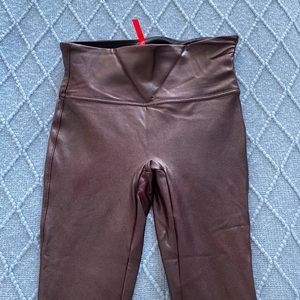 NWOT Spanx Faux Leather Pants Leggings Sz Small S in Wine / Bordeaux